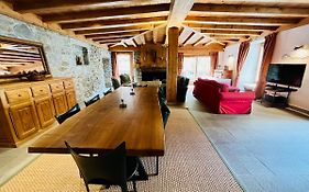 Spacious 3-Bed In The Heart Of Chamonix